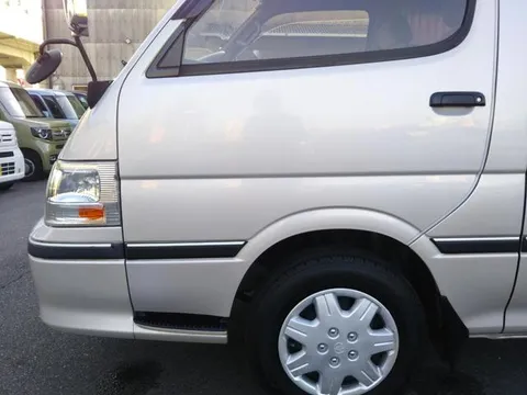 Toyota HiAce Wagon