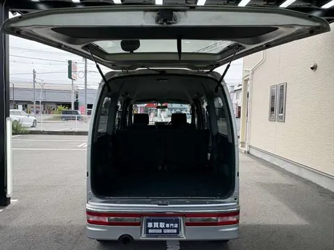 Daihatsu Atrai Wagon