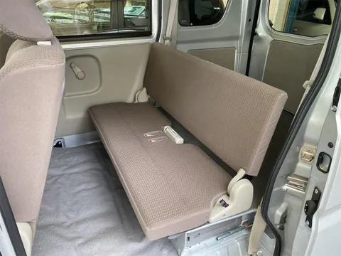 Nissan Clipper