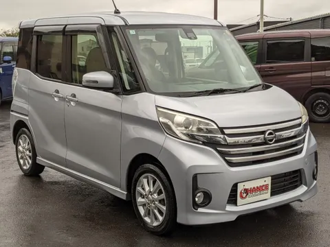 Nissan Dayz Roox