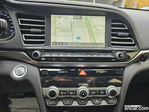 Hyundai Elantra (Avante)