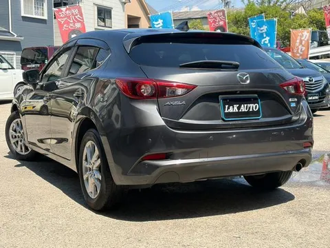 Mazda Axela Sport