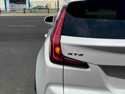 Cadillac XT4
