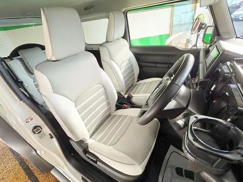 Suzuki Jimny Sierra