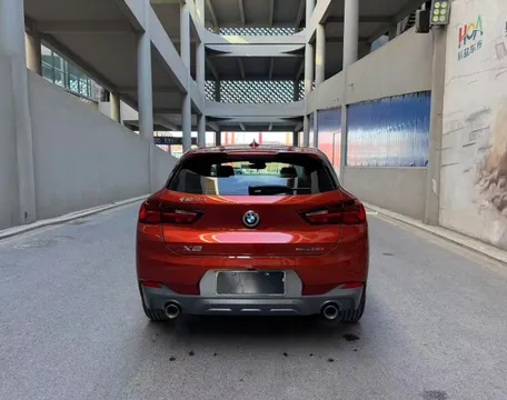 BMW X2