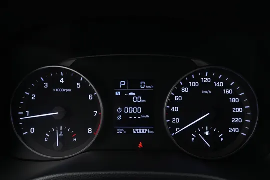 Hyundai Elantra (Avante)