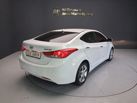 Hyundai Elantra (Avante)