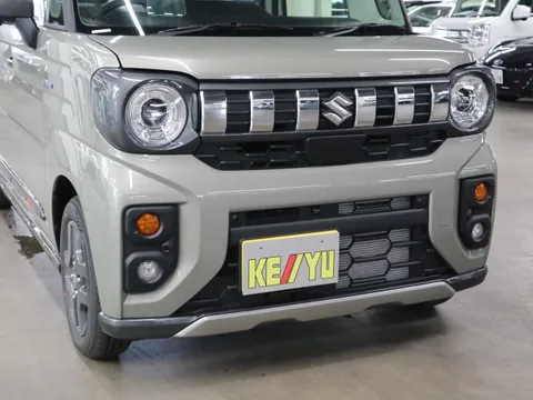 Suzuki Spacia Gear