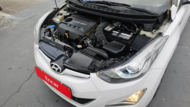 Hyundai Elantra (Avante)