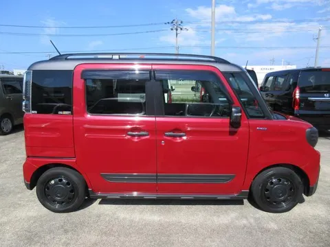 Suzuki Spacia Gear