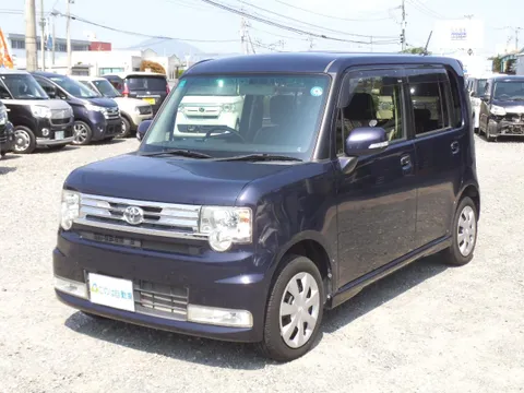 Toyota Pixis Space