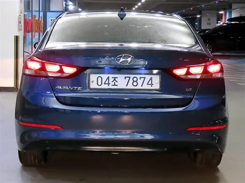 Hyundai Elantra (Avante)