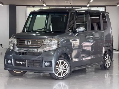 Honda N-BOX Plus Custom