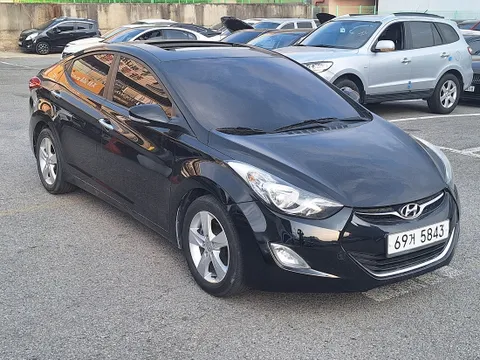 Hyundai Elantra (Avante)