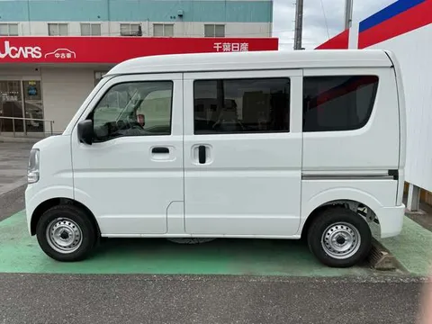 Nissan Clipper
