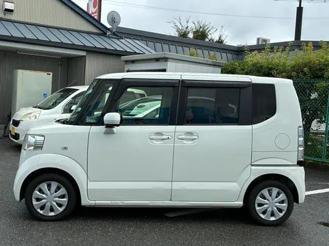 Honda N-BOX Plus