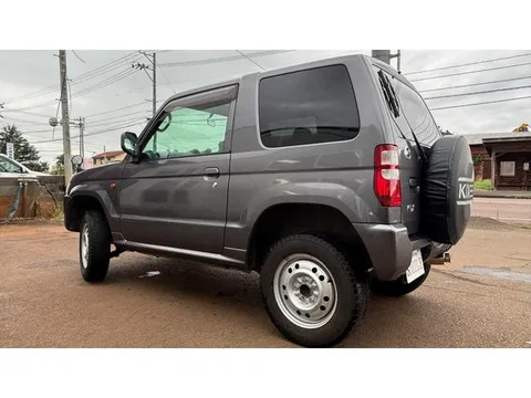 Nissan KIX