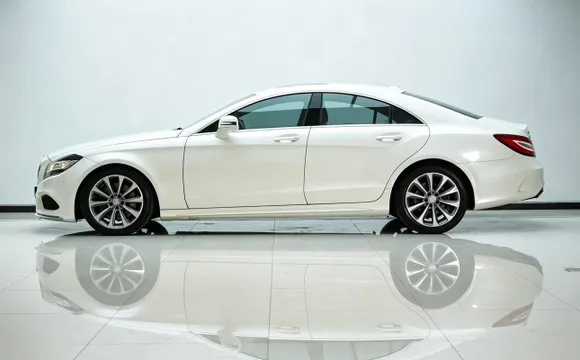 Mercedes-Benz Mercedes-Benz CLS