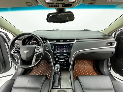 Cadillac XTS