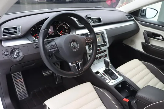 Volkswagen CC
