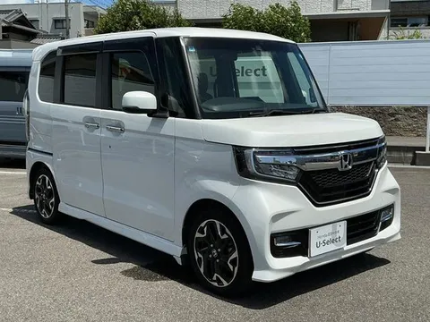 Honda N-BOX Custom