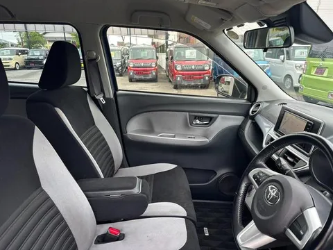 Toyota Pixis Joy