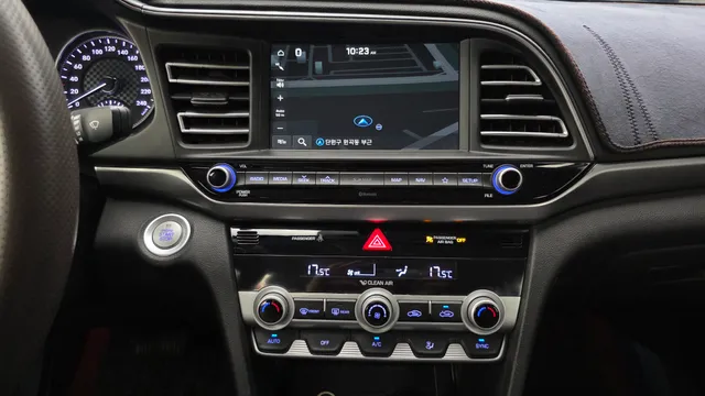 Hyundai Elantra (Avante)