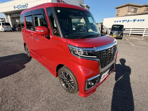 Suzuki Spacia Custom