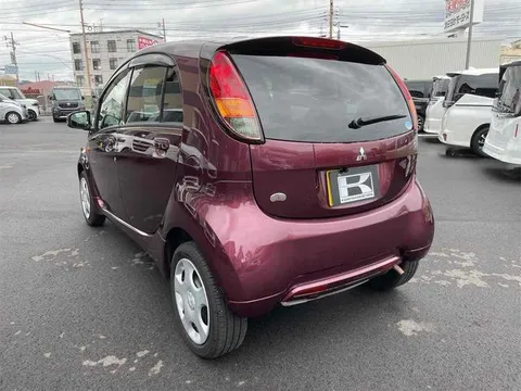 Mitsubishi I