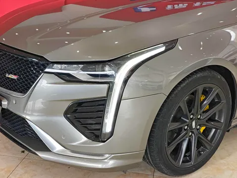 Cadillac CT4