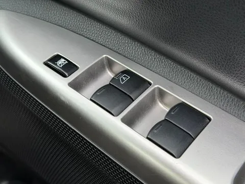 Mitsubishi eK Space Custom