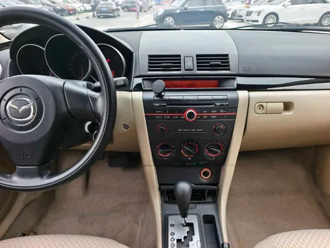 Mazda Mazda 3