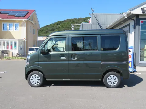 Mitsubishi Minicab Van