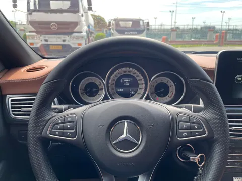 Mercedes-Benz Mercedes-Benz CLS