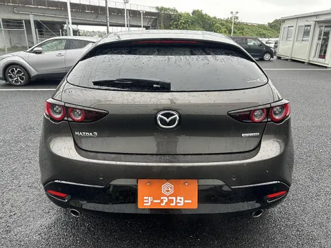 Mazda MAZDA3 Fastback