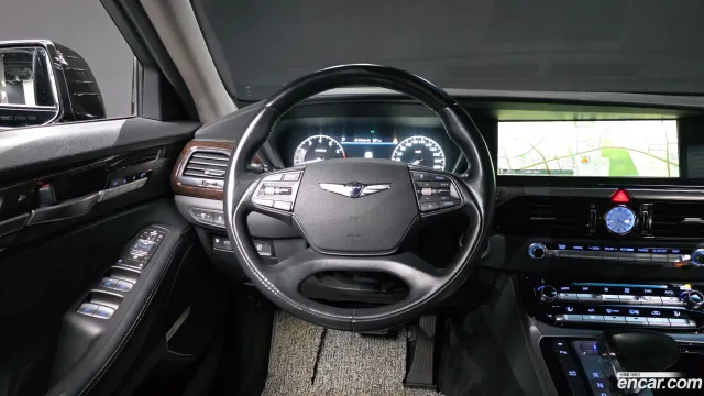 Genesis G90 (EQ900)