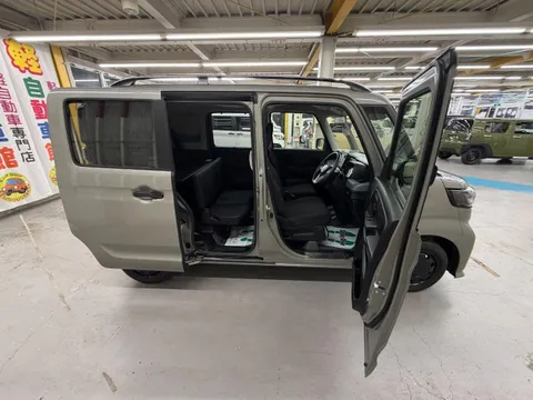 Suzuki Spacia Base