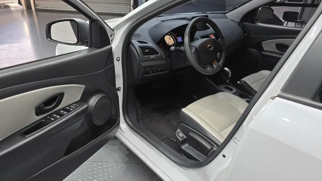 Renault SM3