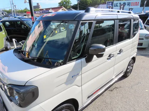 Suzuki Spacia Gear