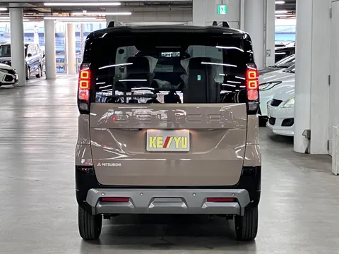 Mitsubishi Delica Mini