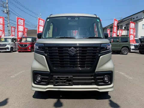 Suzuki Spacia Base