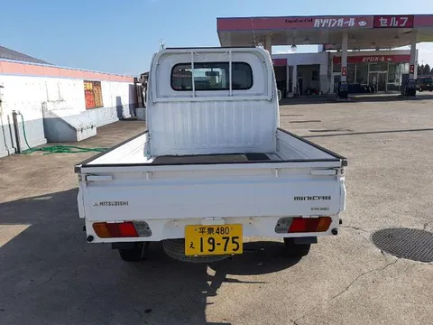 Mitsubishi Minicab Truck