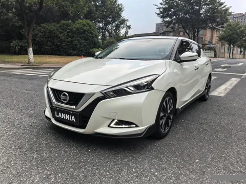 Nissan Bluebird