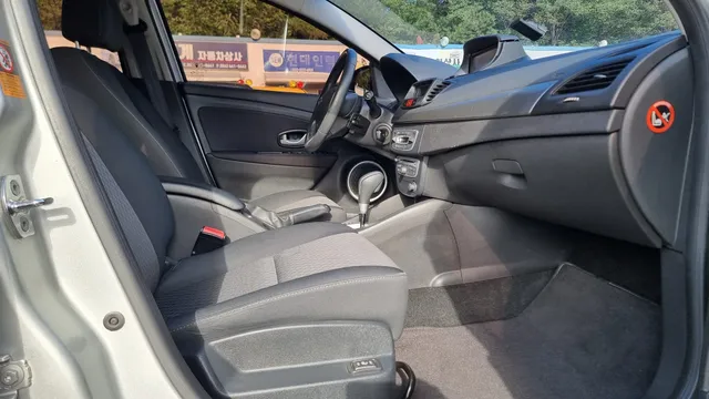 Renault SM3