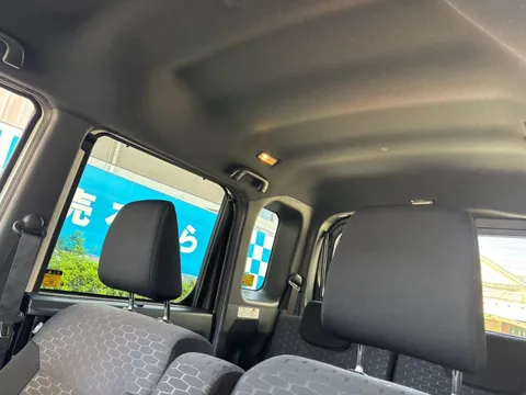 Toyota Pixis Mega