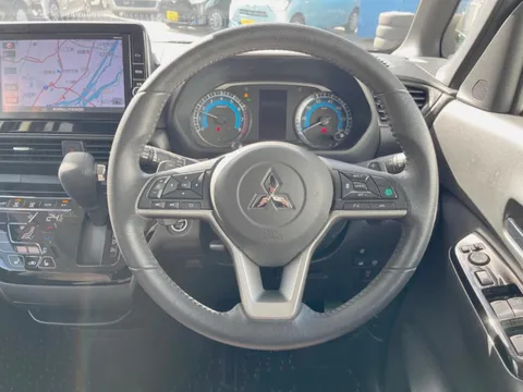 Mitsubishi eK X Space
