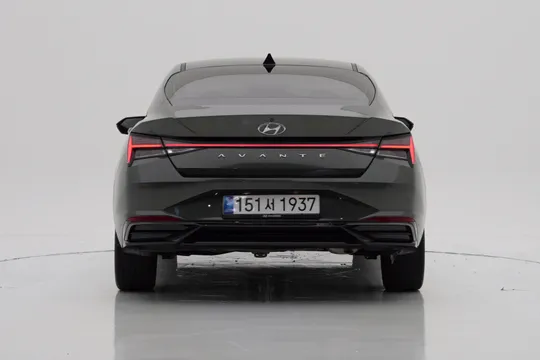 Hyundai Elantra (Avante)