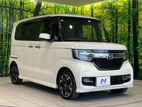 Honda N-BOX Custom