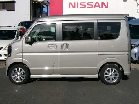 Nissan Clipper Rio