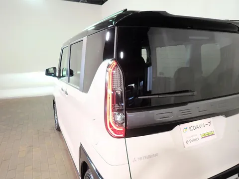 Mitsubishi Delica Mini